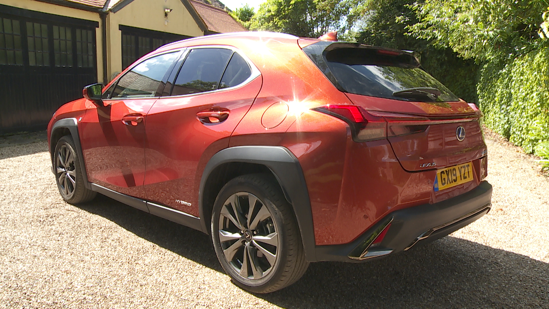 Lexus UX HATCHBACK 250h E4 2.0 F-Sport 5dr CVT [Takumi Pack]